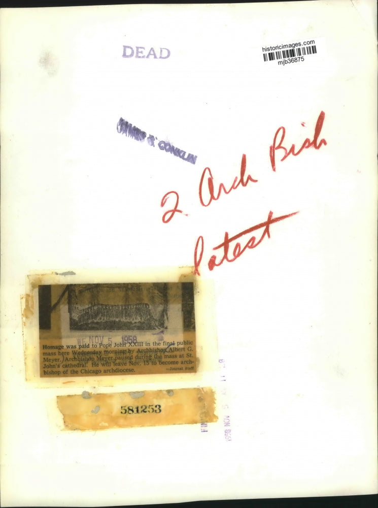 1958 Press Photo Arch Bishop Albert G. Meyer pays homage to Pope John XXIII