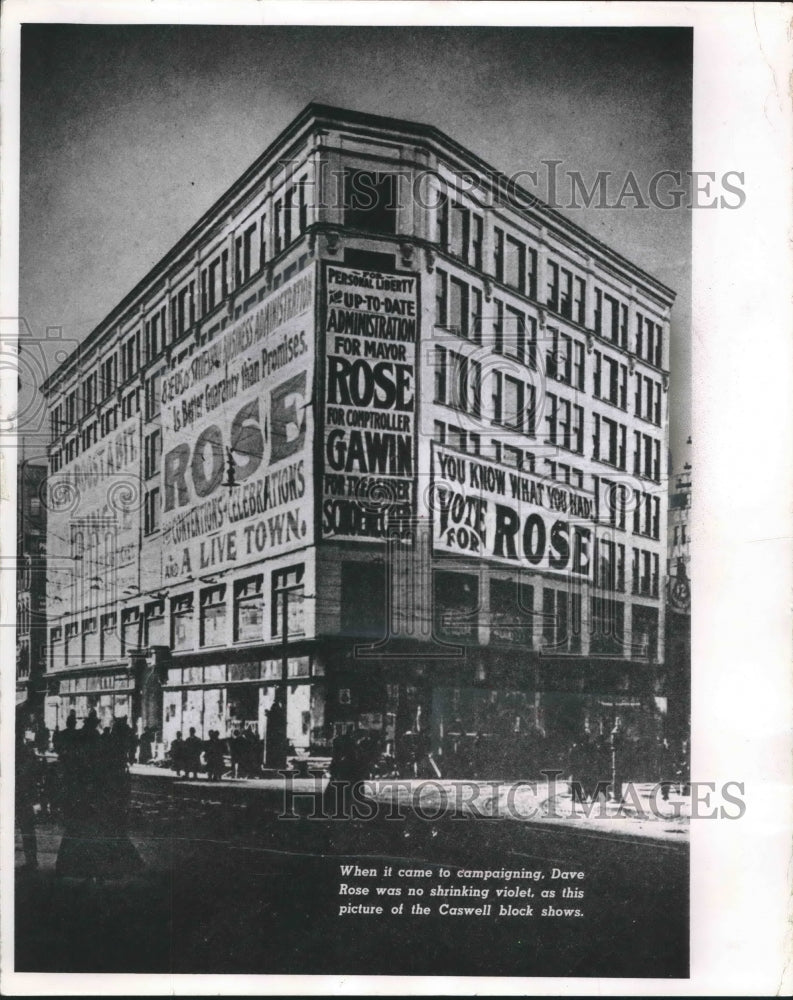 1908 Press Photo David A. Rose campaign signs on Caswell Block in Milwaukee
