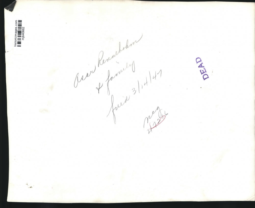 1947 Press Photo Wisconsin Governor Oscar Rennebohm and his family - mjb40662