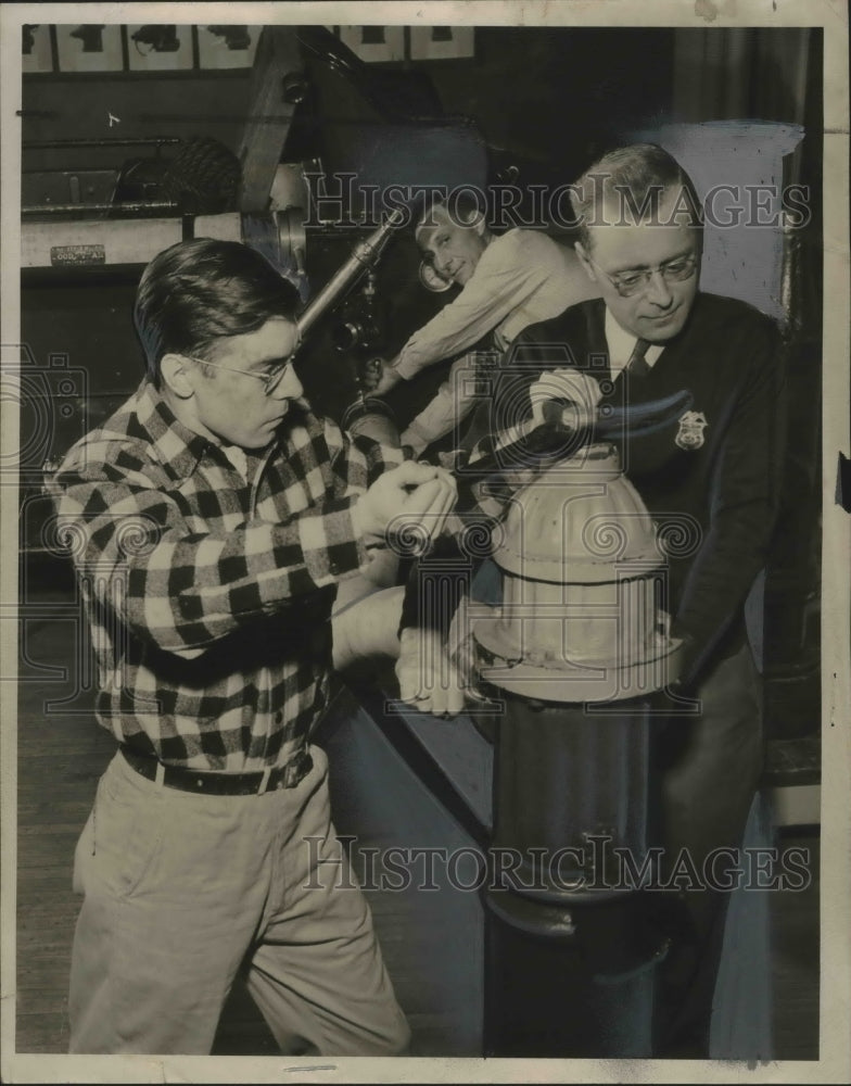 1947 Press Photo Fired Department Training School, Milwaukee - mjb42188