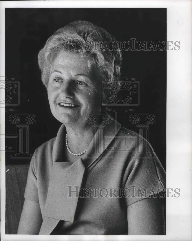 1963 Press Photo Wife of circuit court judge, Max Q. Rankin - mjb42493