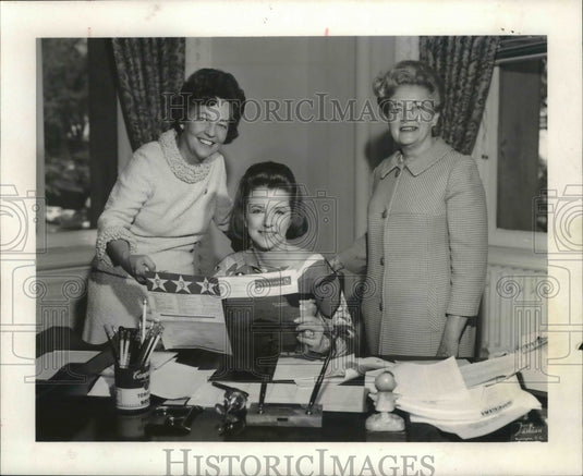 1967 Press Photo Plans for National Association of Real Estates Board convention