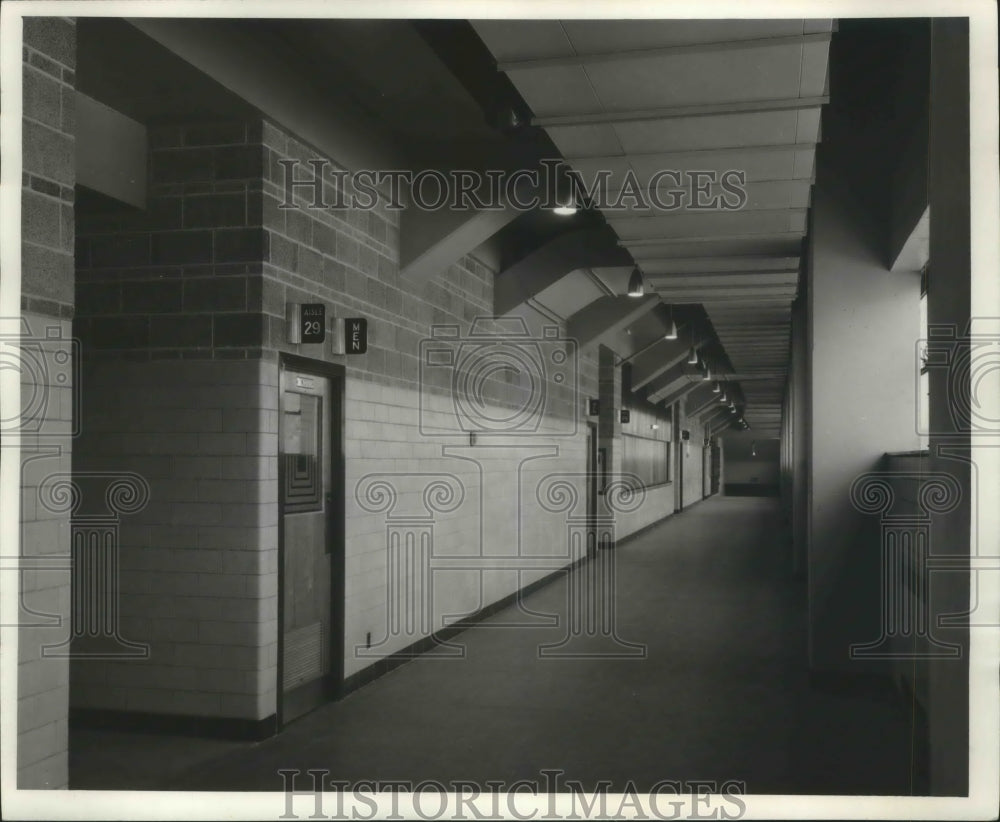 1950 Press Photo Interior of Milwaukee Auditorium Sports Arena - mjb42747