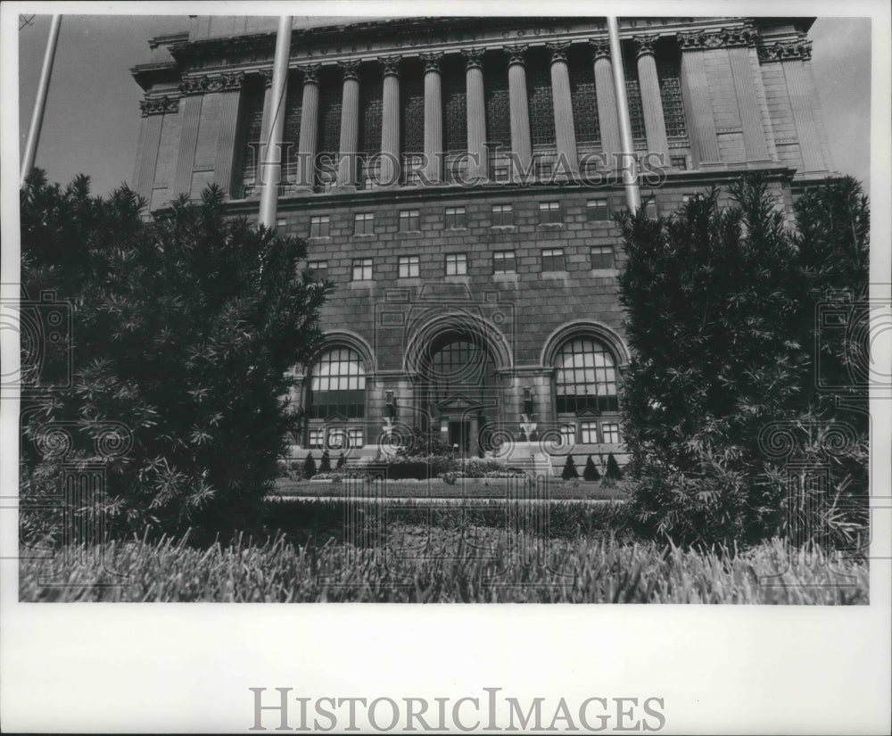 1971 Press Photo View of Milwaukee Courthouse and Park- Historic Images