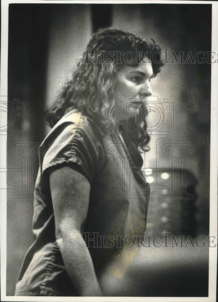 1992 Press Photo Patricia Rosio Standing Trial for Reckless Homicide, Wisconsin