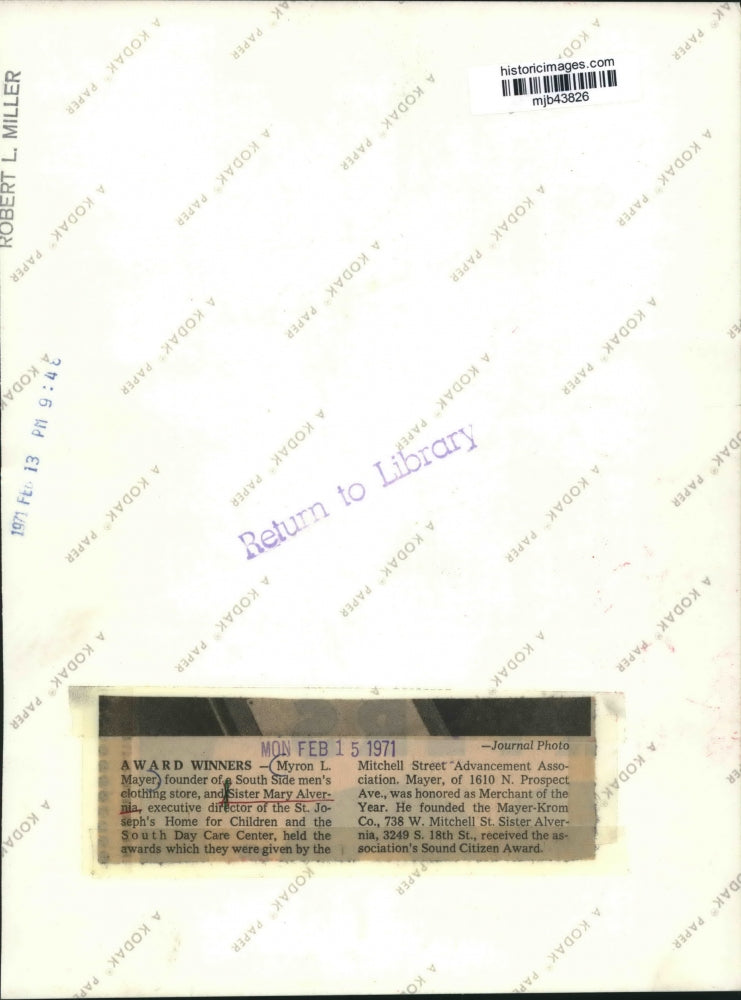 1971 Press Photo Milwaukee Award winners Myron Mayer and Sister Mary Alvernia