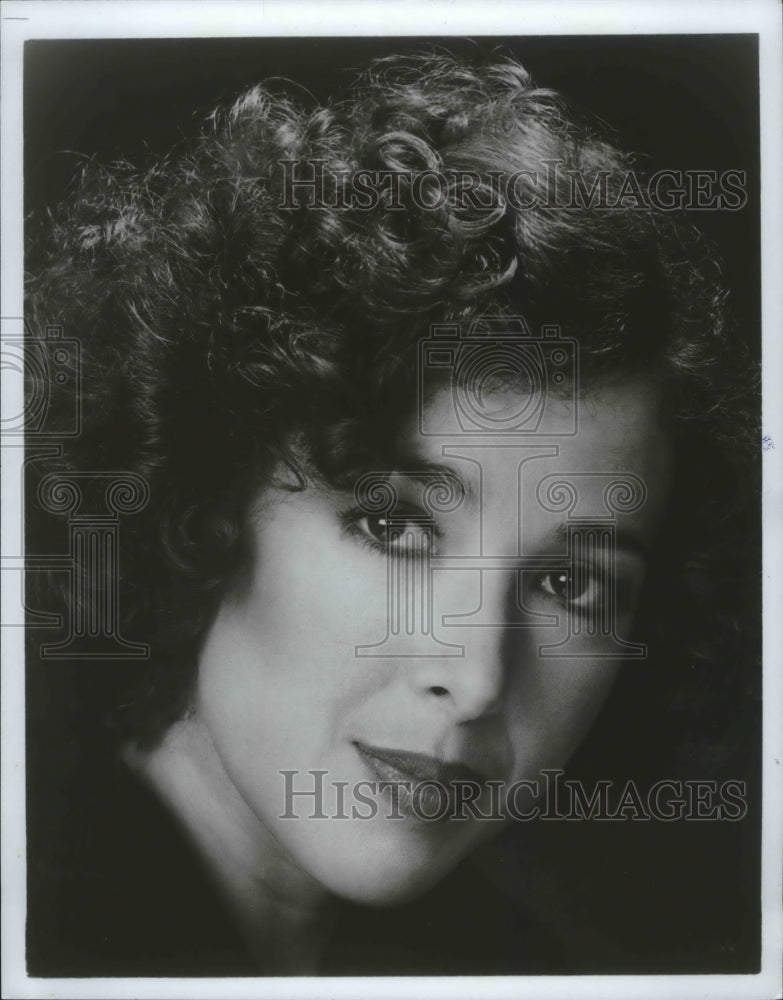 1990 Press Photo Lee Merrill, cast member of Milwaukee Skylight Opera Theater- Historic Images