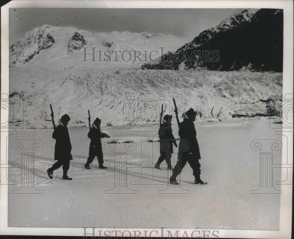 1951 Press Photo Alaska National Guard&#39;s defense maneuvers near Juneau, Alaska- Historic Images