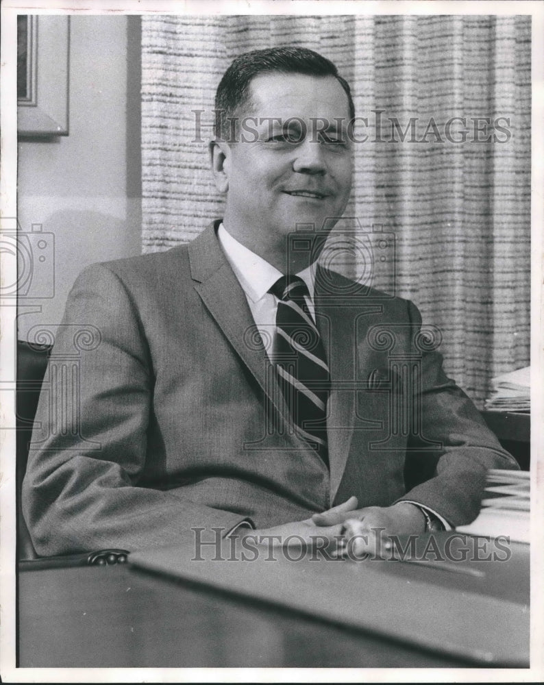 1969 Press Photo Rev. Hoover Grimsby, Ascension Lutheran Church- Historic Images