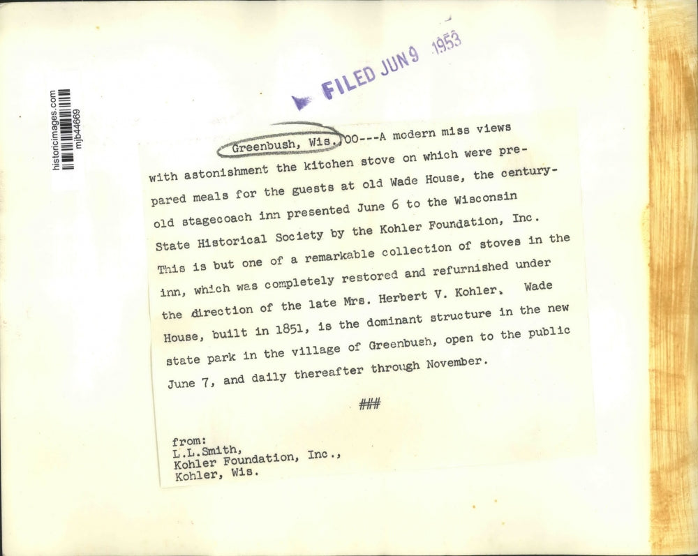 1953 Press Photo Kitchen stove of 1800's used at Wade House, Greenbush, WI