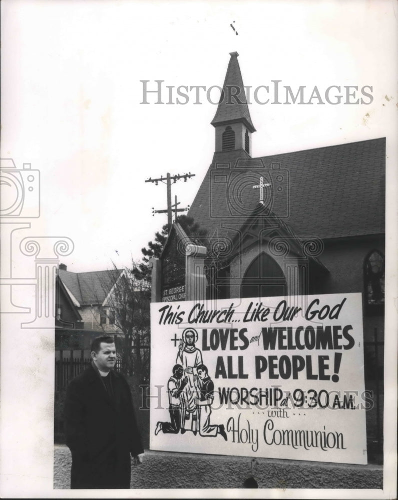 1965 Press Photo William Miles, St George's church with sign welcoming all races