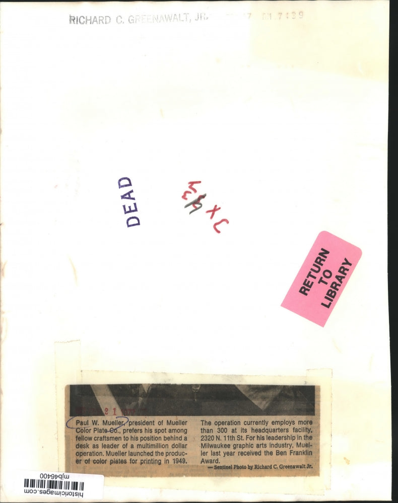 1975 Press Photo Paul W. Mueller, president of Mueller Color Plate Company