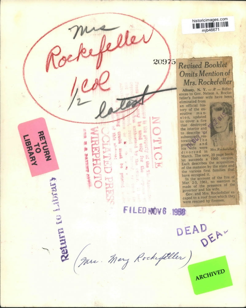 1958 Press Photo Mrs. Mary Rockefeller, no longer has privacy, New York.