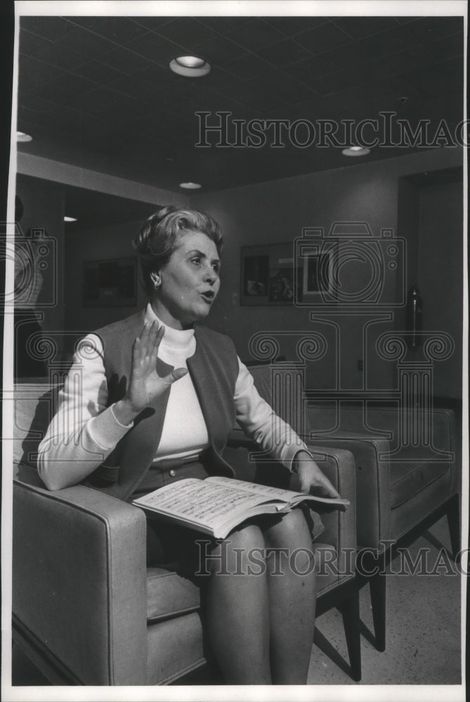 1971 Press Photo Soprano singer, Signe Quale, Wisconsin - mjb46857