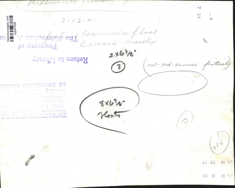 1941 Press Photo Milwaukee midsummer festival Commissions float, Caesars warship