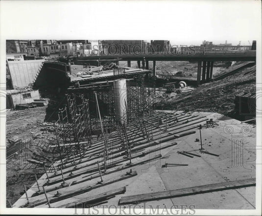 1968 Press Photo Construction on Exterior Annex of the Courthouse, Milwaukee.- Historic Images