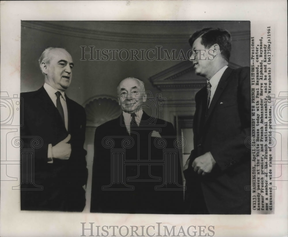1961 Press Photo President Kennedy meets with French visitors at White House-DC