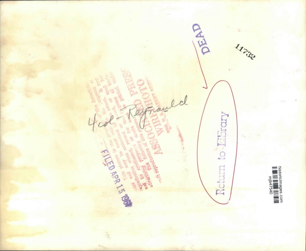 1961 Press Photo President Kennedy meets with French visitors at White House-DC