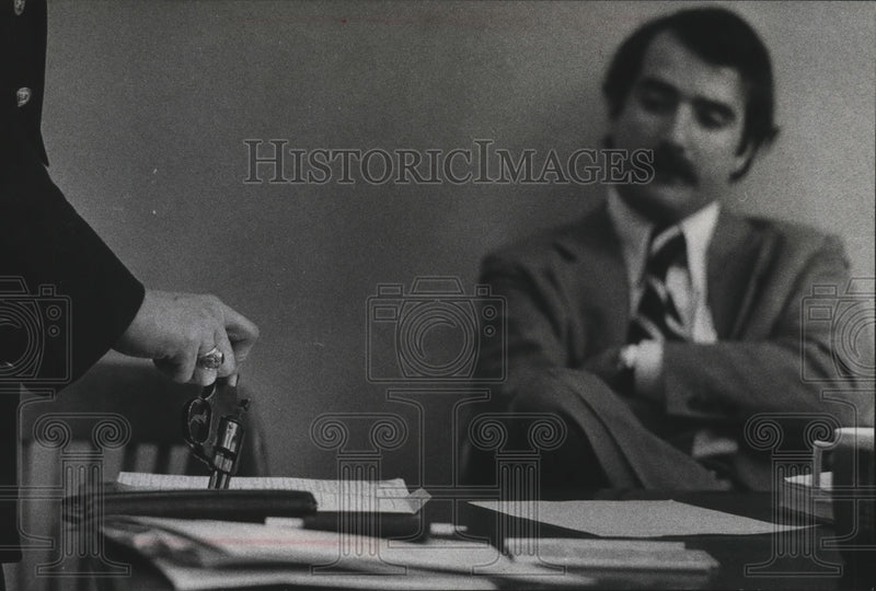 Load image into Gallery viewer, 1973 Press Photo John More, Assistant District Attorney, Milwaukee - mjb47697
