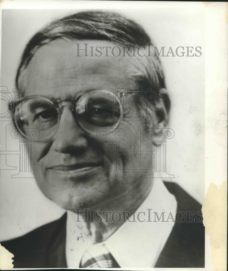 Load image into Gallery viewer, 1977 Press Photo Congressman Henry S. Reuss Wisconsin, official photo.
