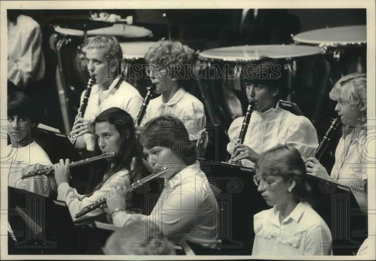1983 Press Photo Members of Music for Youth perform in Puerto Rico - mjb49028- Historic Images