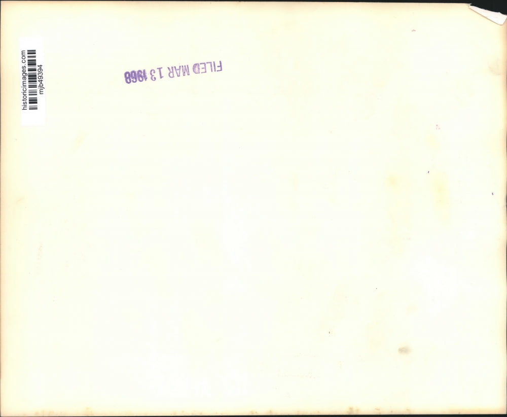 1968 Press Photo Governor's wife, Mrs. Rockefeller holding her crying son, Mark