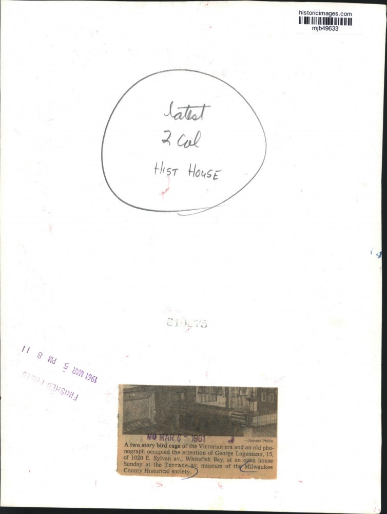 1961 Press Photo Victorian era items at Milwaukee County Historical Society