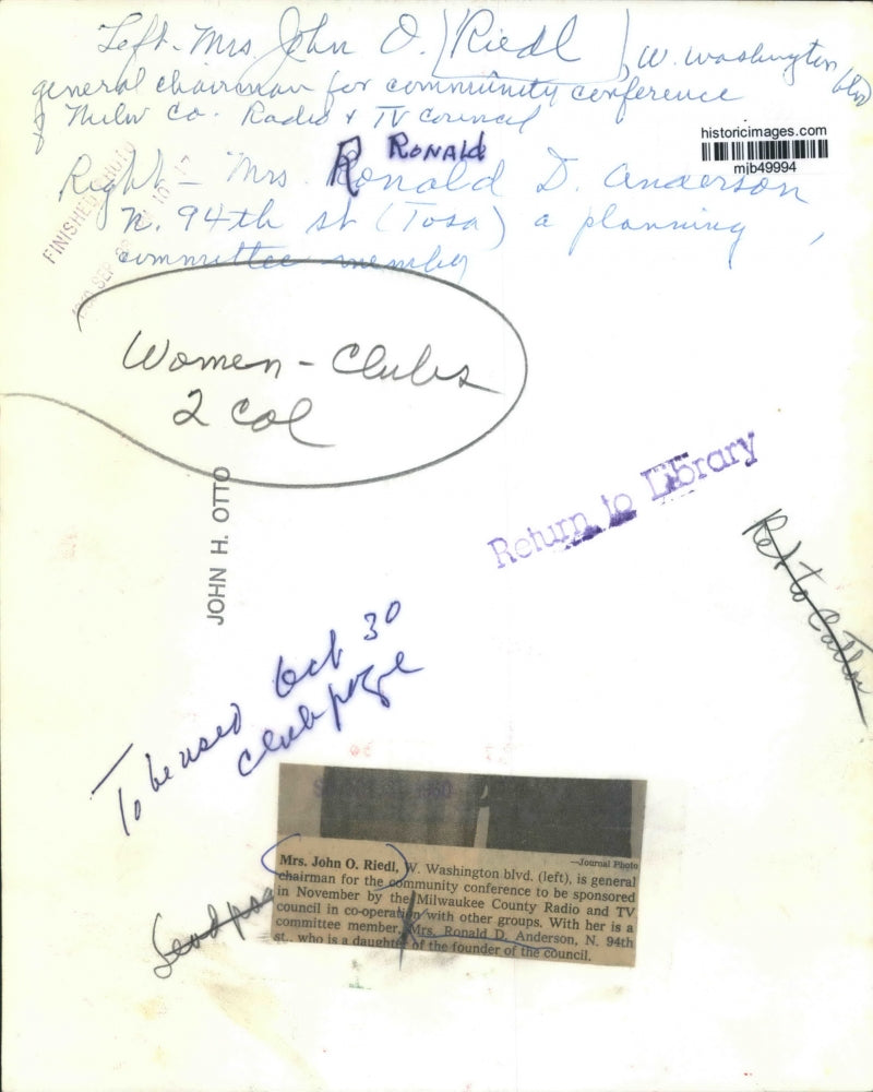 1960 Press Photo Mrs. John Riedl and Mrs. Ronald D. Anderson of Milwaukee.