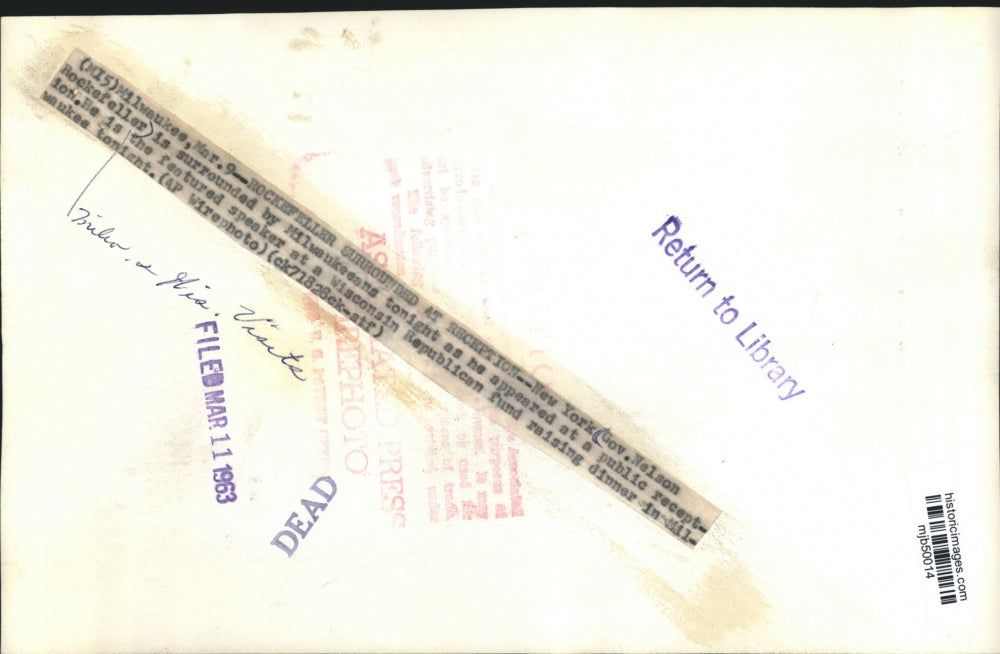 1963 Press Photo Governor Nelson Rockefeller visits Milwaukee Wisconsin