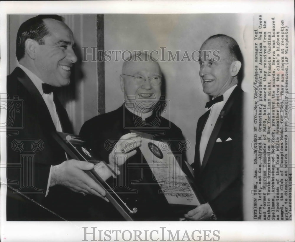 1964 Press Photo Yogi Berra and Gen. Alfred M. Gruenther honored by CYO of NY.- Historic Images