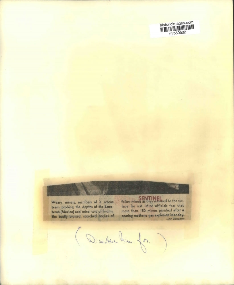 1969 Press Photo Miners And Rescuers Rest After Explosion in Mexico Mine