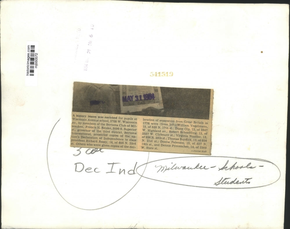 1964 Press Photo History lesson for Milwaukee's Wisconsin Avenue students