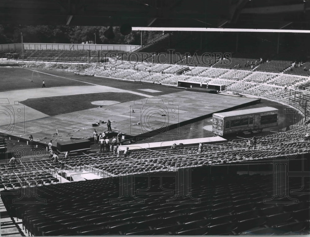 1953 Press Photo floor being placed down for Ice Capades in Milwaukee Stadium- Historic Images