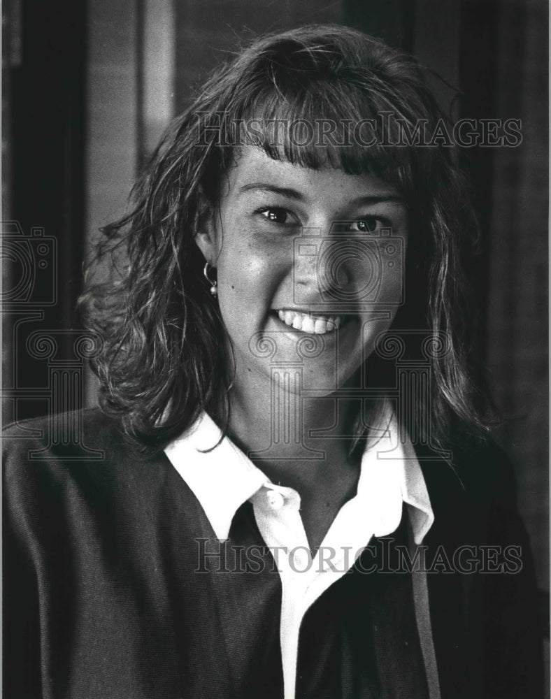 1993 Press Photo Track Athlete Jessica Monnier at Waukesha North High School- Historic Images