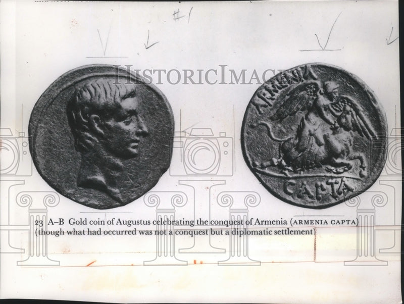 Load image into Gallery viewer, 1974 Press Photo Gold Coin Of Augustus Celebrating The Conquest Of Armenia
