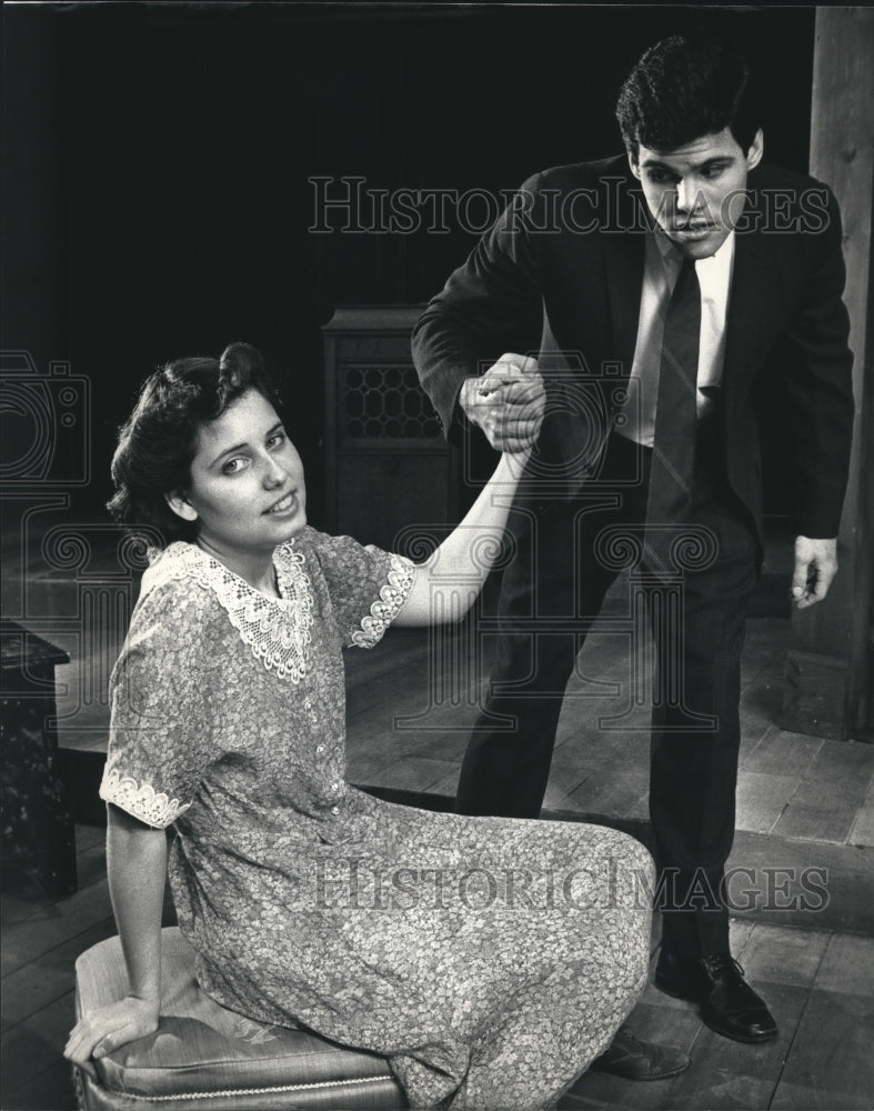 1968 Press Photo The Helfaer Theater presents &quot;The Glass Menagerie&quot;- Historic Images