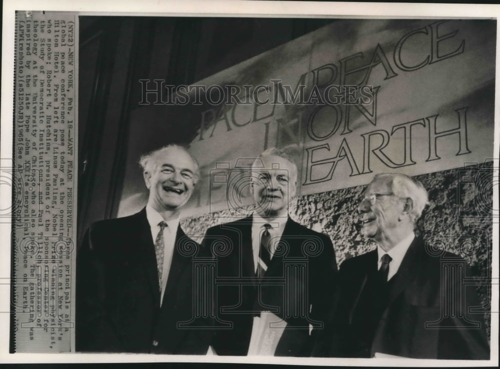 1965 Press Photo Attendees of the Global Peace Conference at NY Hilton Hotel