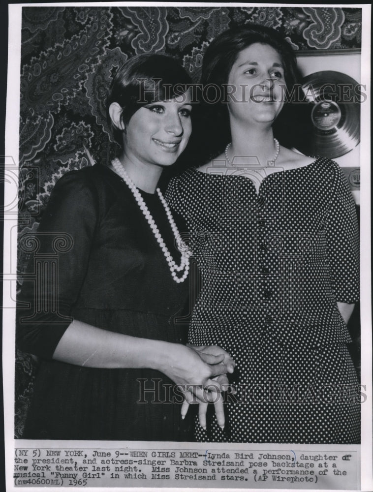 1965 Press Photo Barbara Streisand &amp; Lynda Johnson at &quot;Funny Girl,&quot; New York- Historic Images