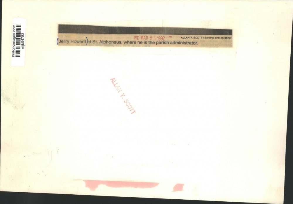 1992 Press Photo Jerry Howard, parish administrator at Saint Alphonsus.