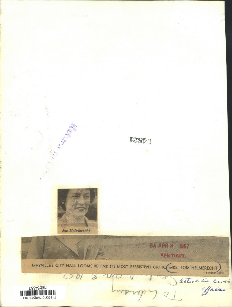 1967 Press Photo Jan Helmbrecht In Front Of Mayville's City Hall - mjb54883