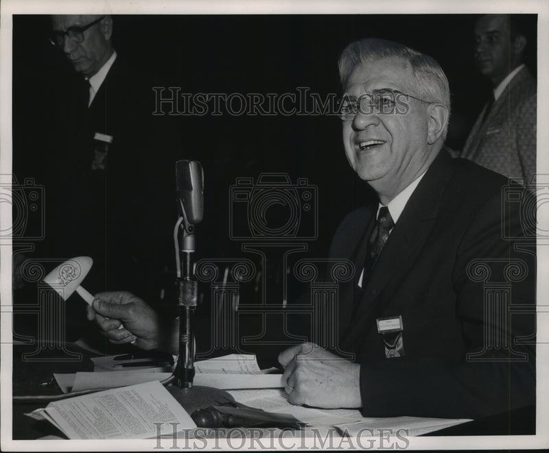 Load image into Gallery viewer, 1964 Press Photo Ex-Bishop, H. Clifford Presiding at 1956 Methodist Conference
