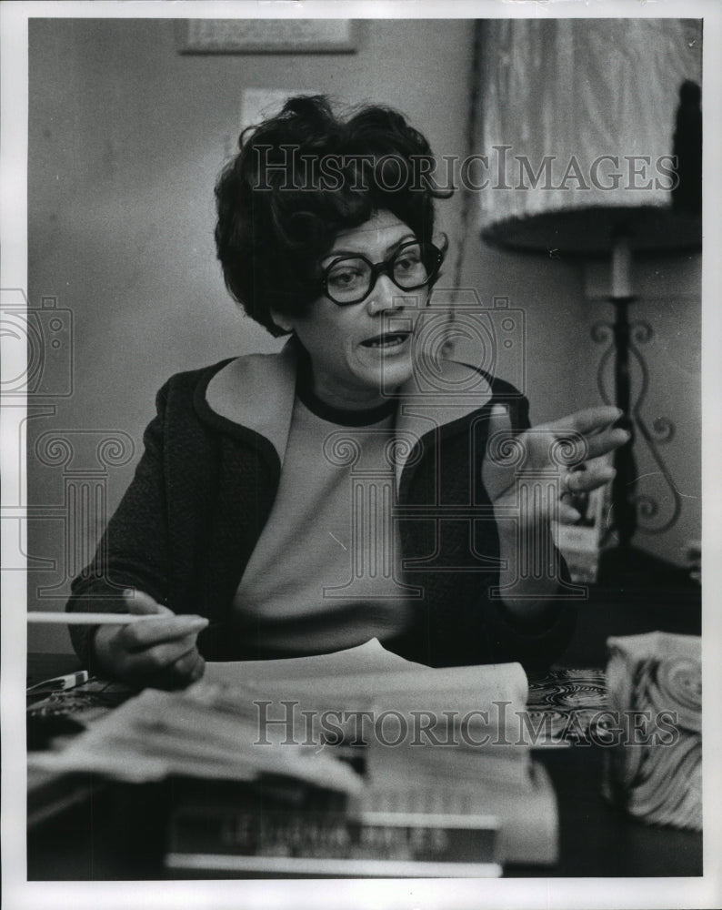1973 Press Photo Counselor Mrs. Leononia Hales at Milwaukee Halfway House