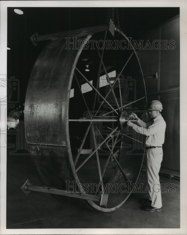 1991 Press Photo Hall Steel Corp, Scott Miller President- Historic Images