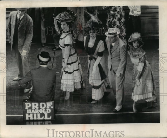 1961 Press Photo Opening scene of "The Music Man" at Pabst Theater - mjb55726- Historic Images