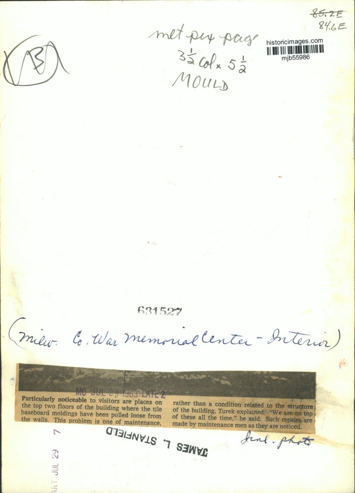 1963 Press Photo Maintenance problems at Milwaukee County War Memorial Center