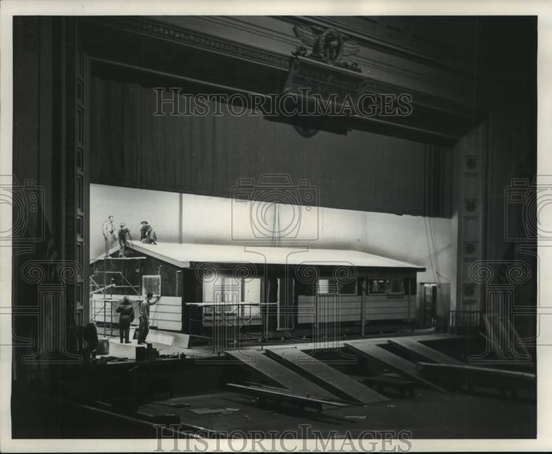 Load image into Gallery viewer, 1955 Press Photo Workers prefabricating home for home show exhibit, Cudahy.
