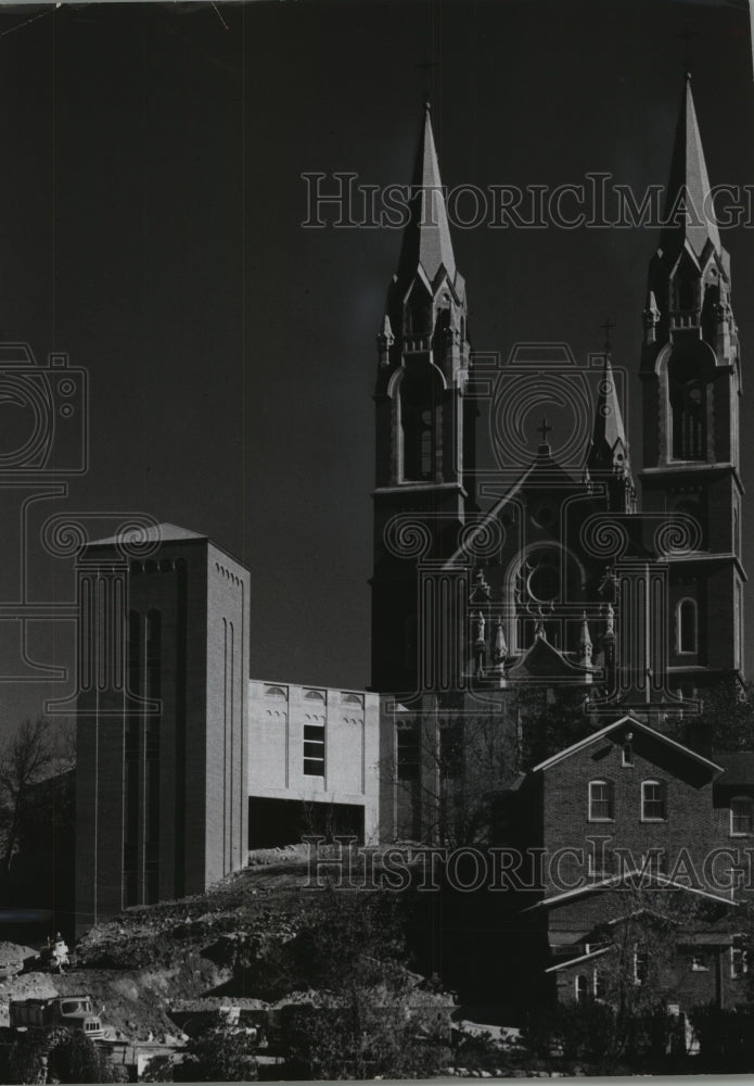 1962 Press Photo Elevator tower added to Holy Hill - mjb57079- Historic Images