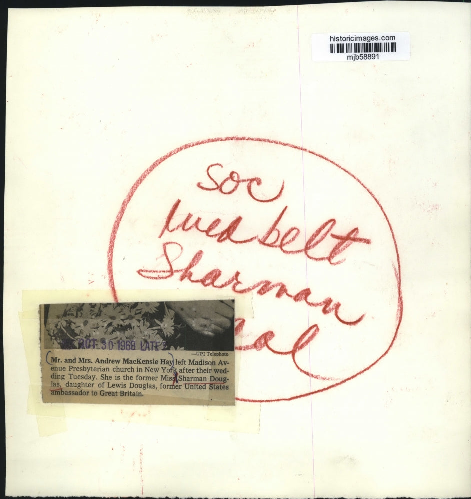 1968 Press Photo Mr. and Mrs. Andrew MacKensie Hay at their wedding in New York