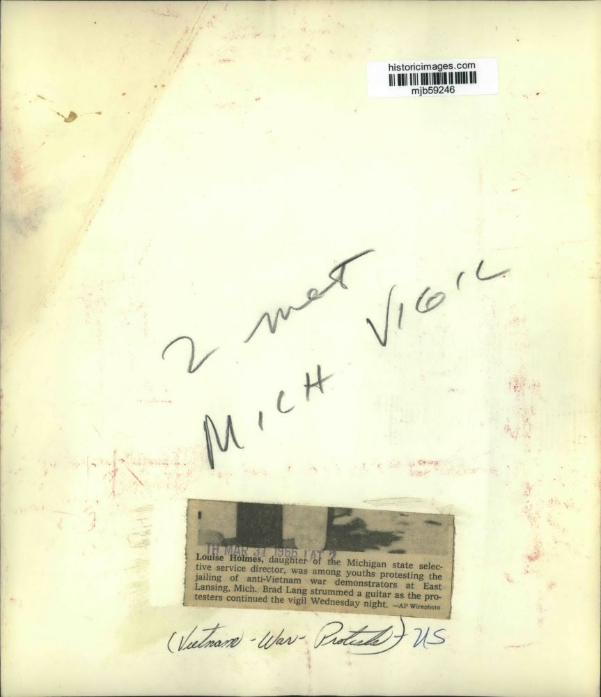 1966 Press Photo Michigan Selective Service director's daughter protests Vietnam