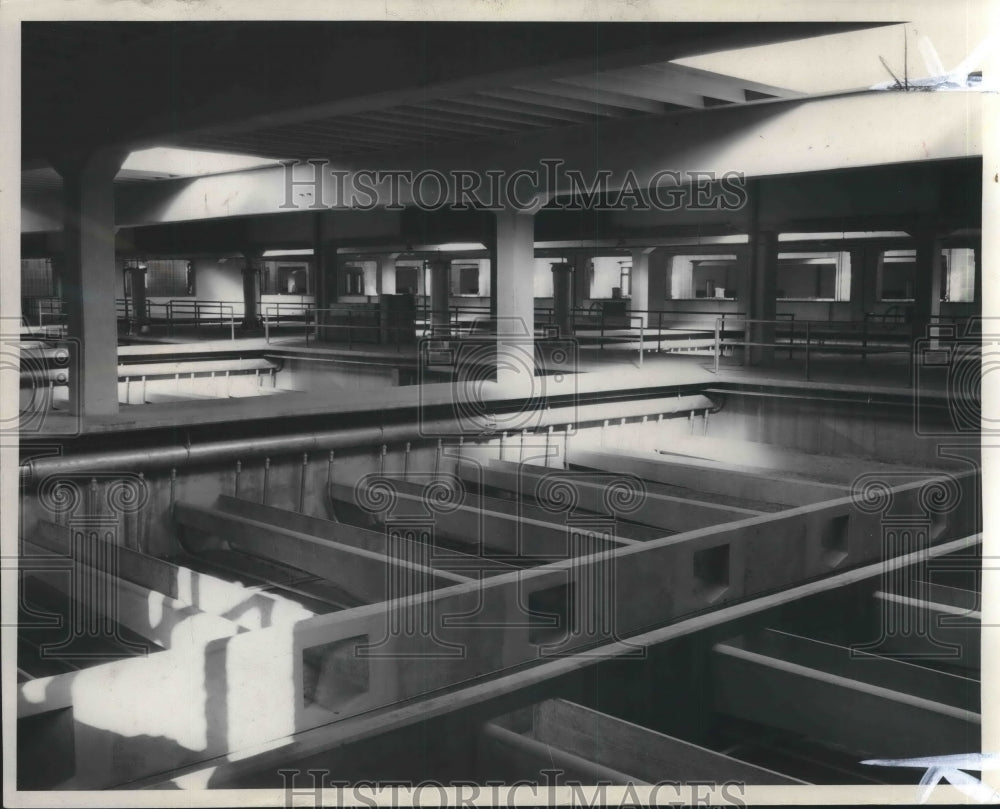 1937 Press Photo Milwaukee Filtration Plant, interior - mjb59358- Historic Images